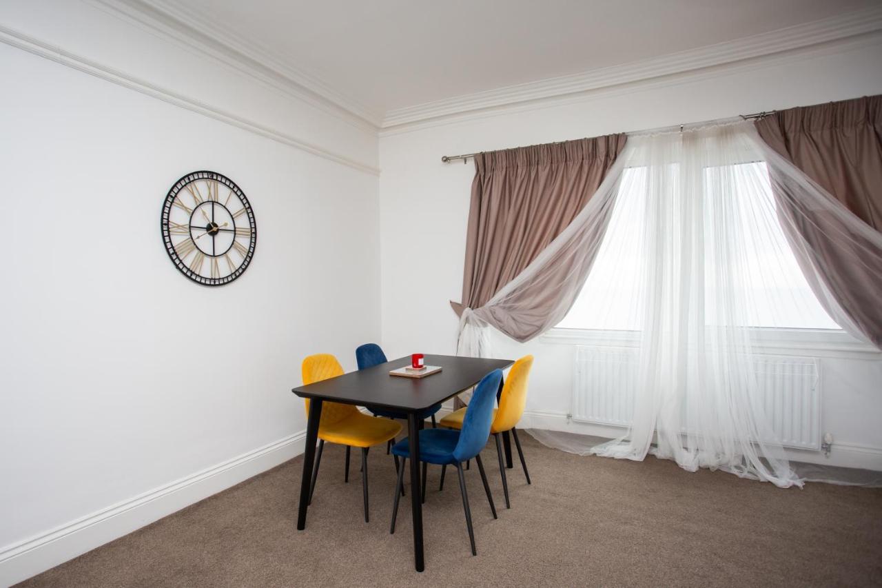 Roker Sea Front Apartments By #Shortstaysaway Sunderland (Tyne and Wear) Exterior photo