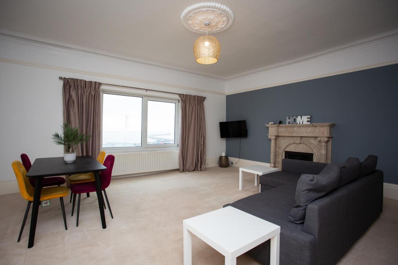 Roker Sea Front Apartments By #Shortstaysaway Sunderland (Tyne and Wear) Exterior photo
