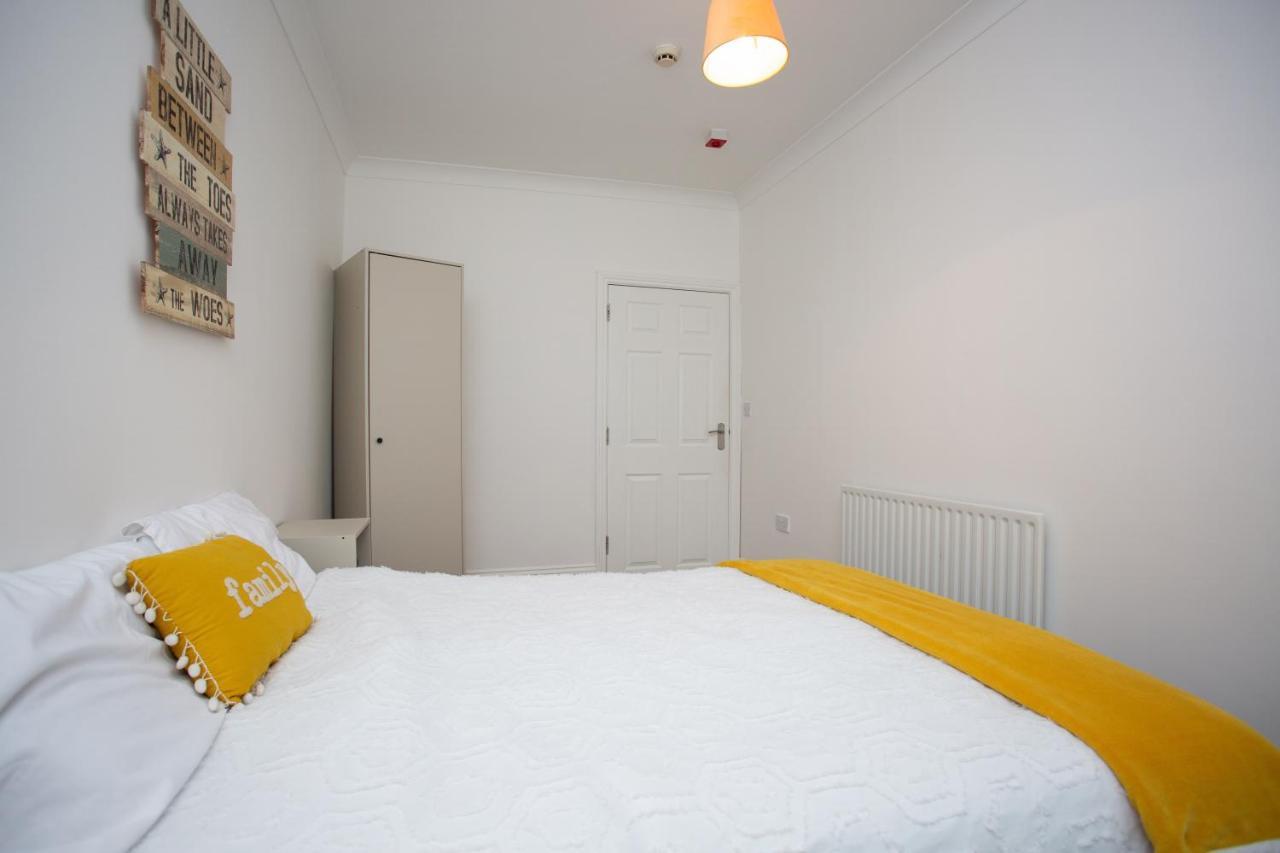 Roker Sea Front Apartments By #Shortstaysaway Sunderland (Tyne and Wear) Exterior photo